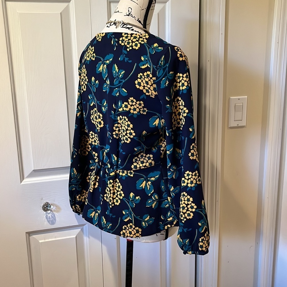 J. Crew Navy floral faux wrap long sleeve blouse Sz Small - Picture 6 of 10